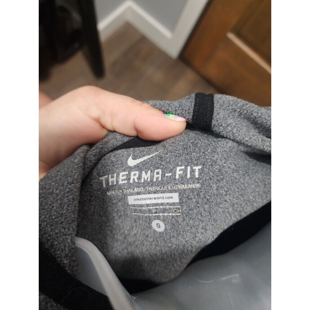 Nike Women’s Therma-Fit Hoodie Sweatshirt Size Small Charcoal Grey - Picture 4 of 4